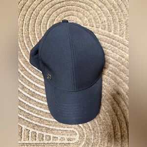 GAIAM Black and White Apparel